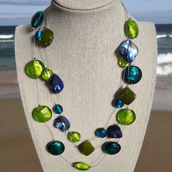 Boutique New floating multistrand Murano / Venetian glass beaded necklace - Picture 7 of 7